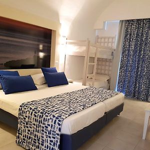 Meninx Hotel